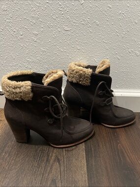 Women’s UGG Lace-Up Boots with Shearling Collar